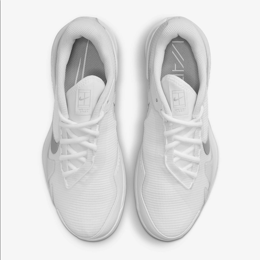 NikeCourt Air Zoom Vapor Pro Tennis Shoe